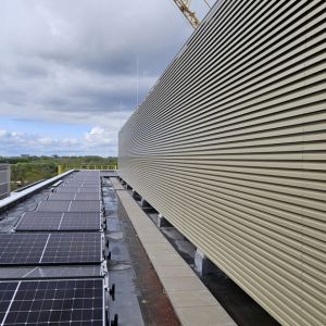 roosterwand afschermen dak installaties