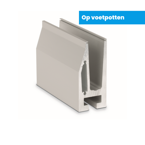 TL5010 op voetpotten glasbalustrade