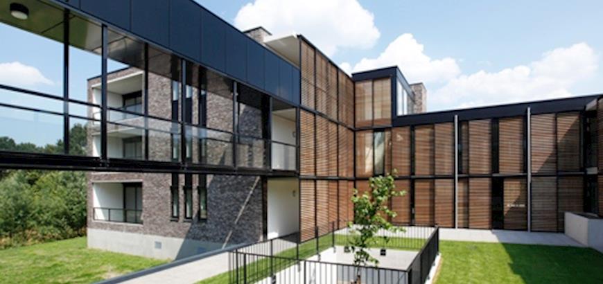 Houten zonwering voor Stinzenhof te Twello