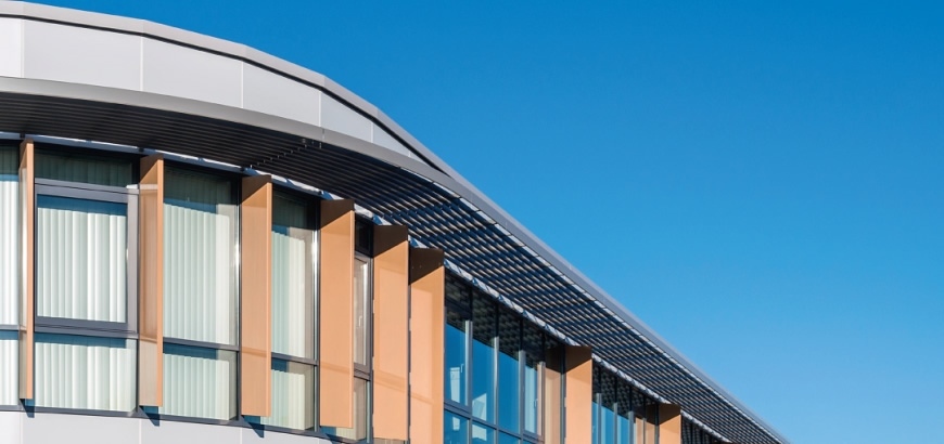 Storax zonwering voor Marel Poultry te Boxmeer