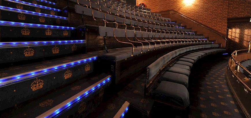 Storax trapneuzen met LED verlichting