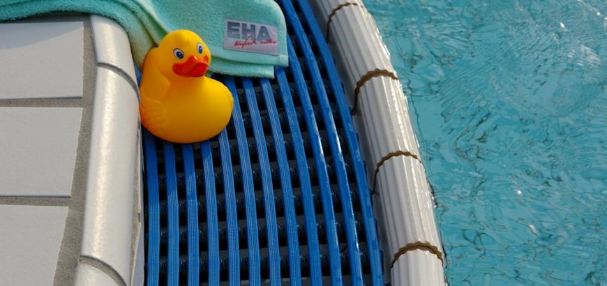 Storax levert en monteert de hoogwaardige EHA zwembadroosters tegen een zeer gunstige prijs