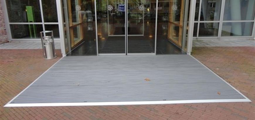 Triodos Bank kiest weer voor Combilux borstelmatten