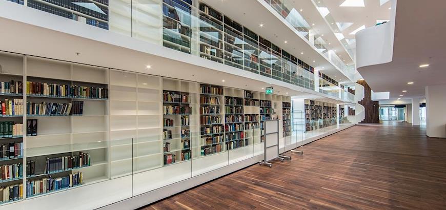 Storax ontwikkelt unieke glazen balustrade voor onderwijscentrum Erasmus