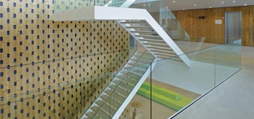 Storax lanceert nieuw programma glasbalustrades dat voldoet aan alle nieuwe eisen.