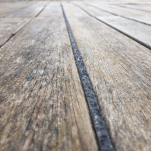 antislip mini strips tussen vlonder planken