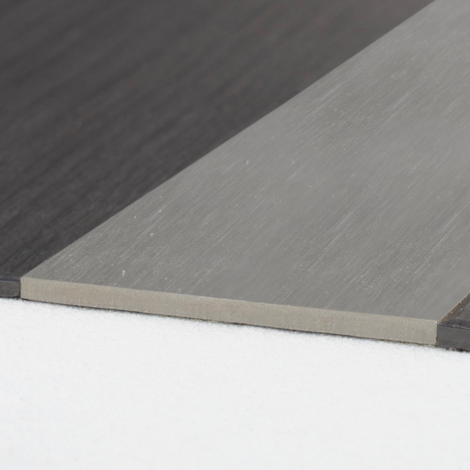 Brandscheiding tussen vloerbedekkingen