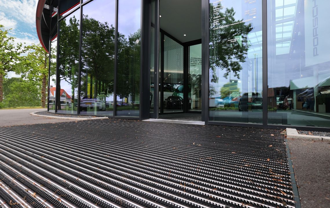 Porsche Oisterwijk